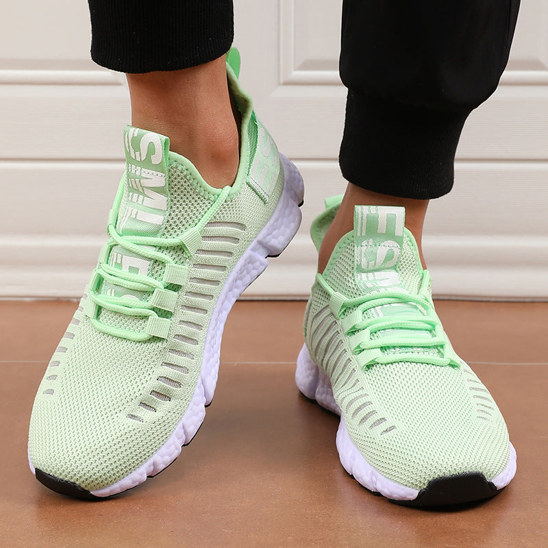 Ventas directas de fábrica, verano, zapatillas de exterior nuevas, zapatillas casuales con recortes, recortes, zapatos de malla de verano, transpirables, a la moda y versátiles