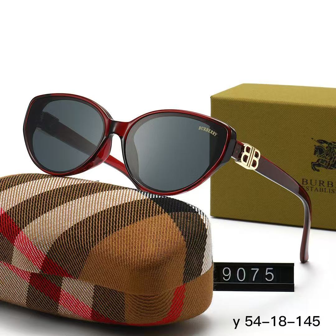 Vintage Oversized Sunglasses | Women's Street Style