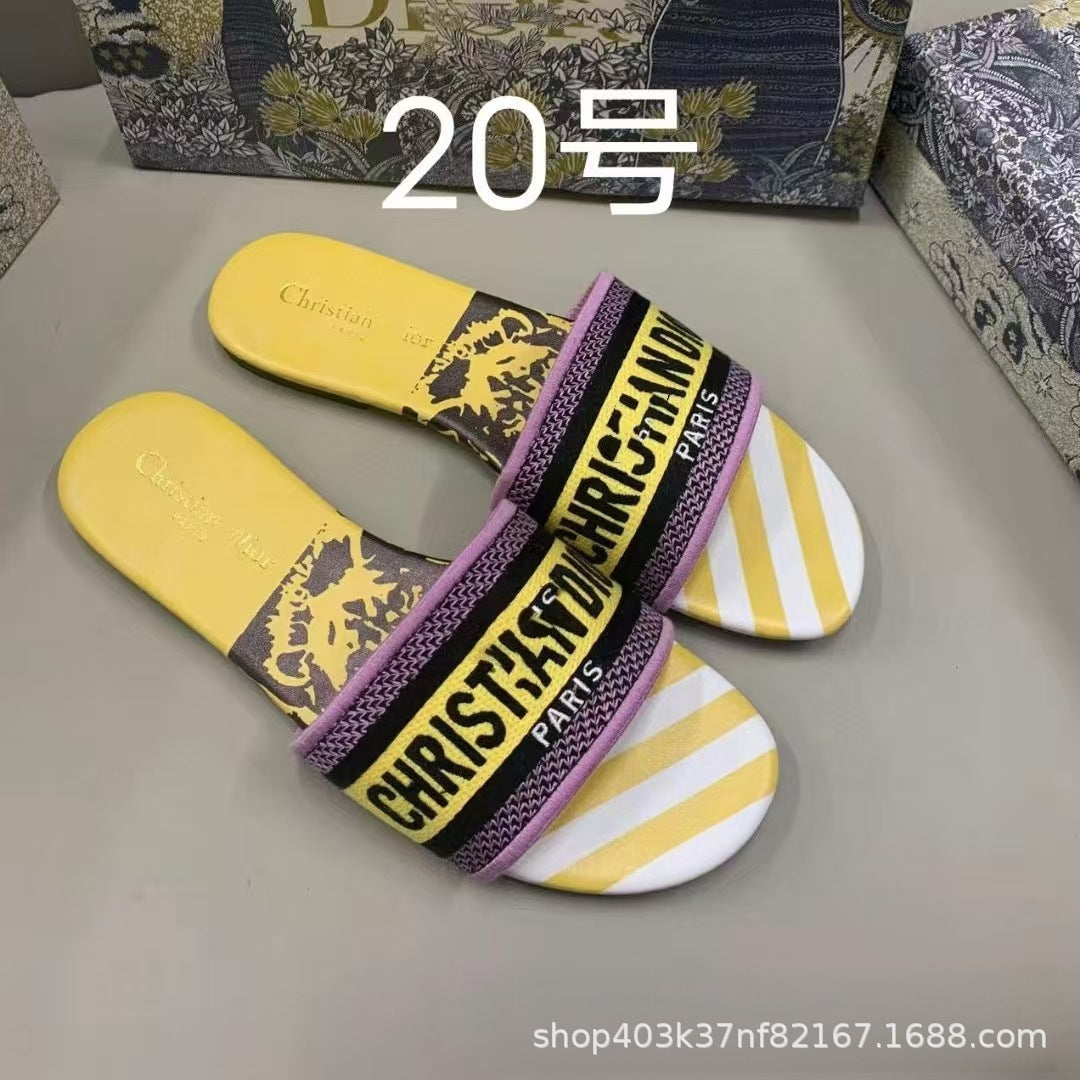 Zapatillas de alta calidad marca D, tallas 1-48, bordados jacquard, zapatillas planas clásicas casuales de playa para mujer