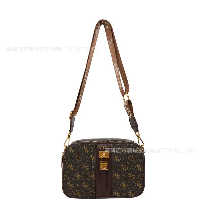 Bolsas de mujer de moda europea y estadounidense 2025 nuevas bolsas retro versátiles de un solo hombro pequeñas bandoleras de lujo de alta gama