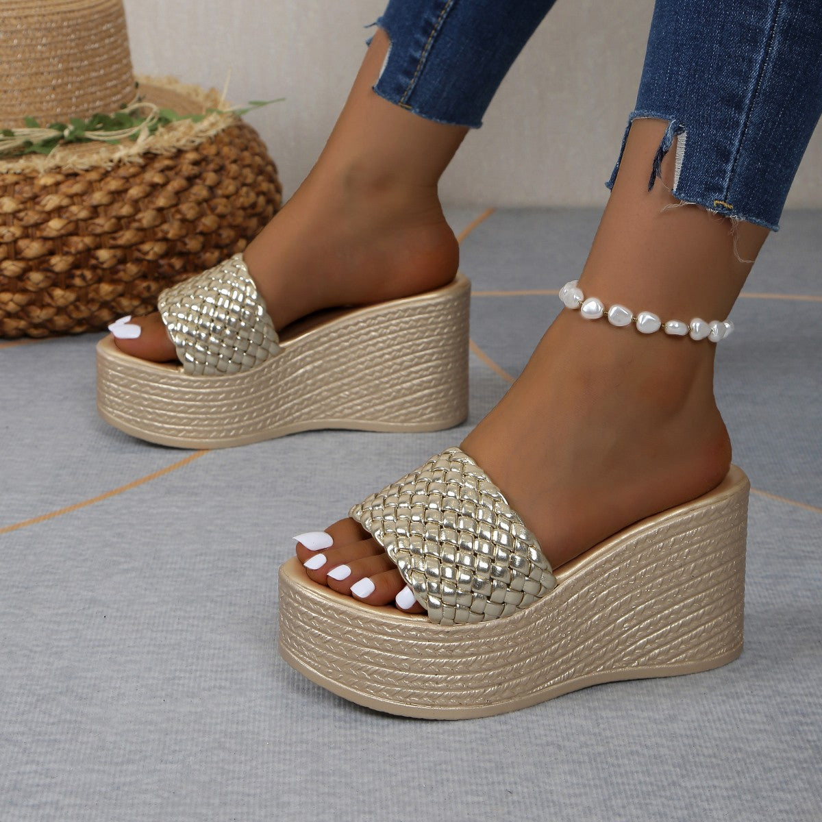 Nuevos zapatos de mujer de talla grande superventas transfronterizas, zapatillas de plataforma casuales para mujer a la moda, sencillas y versátiles