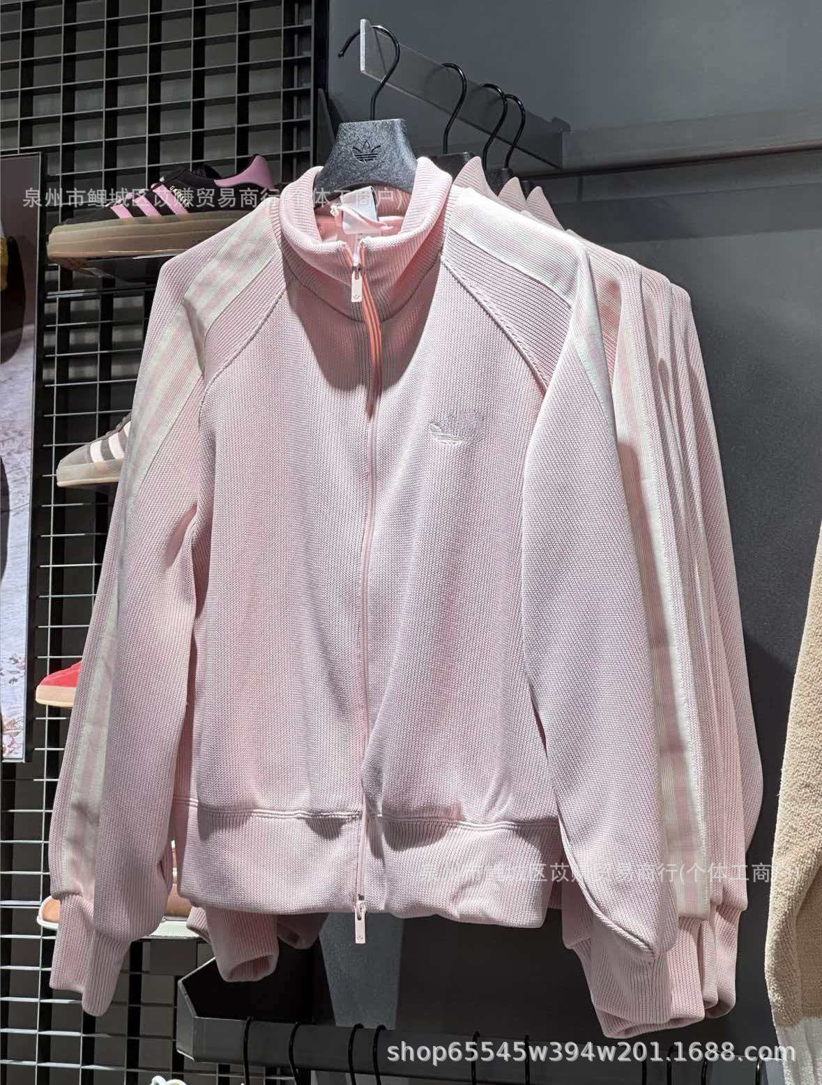 Nouvelle veste de sport fine en maille pour femme, début printemps 2026