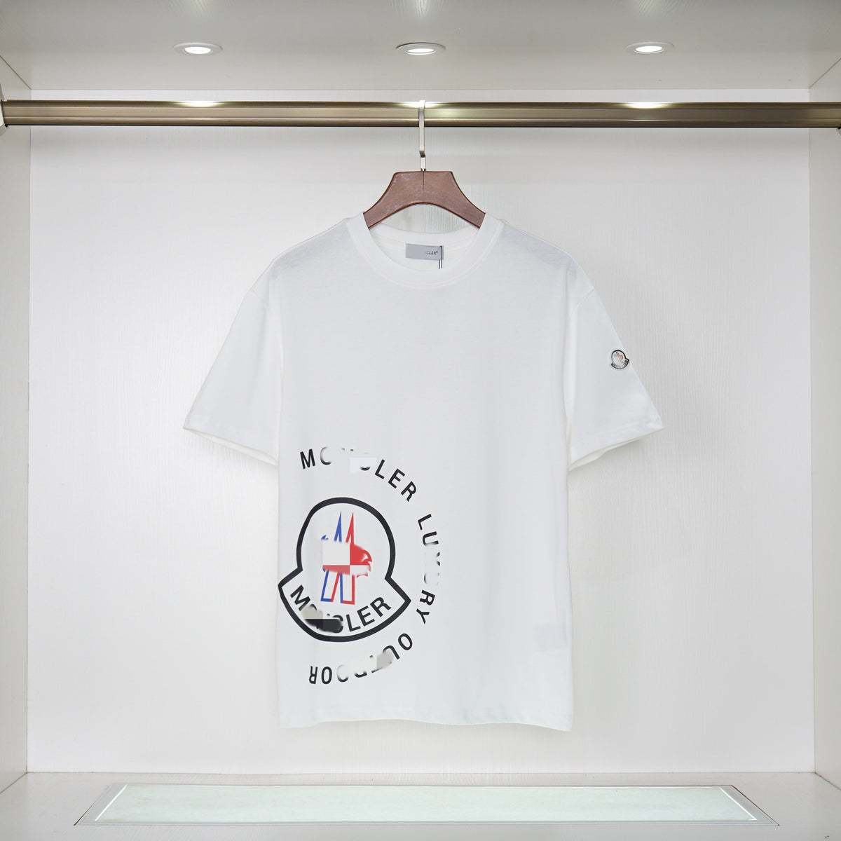 Camiseta Bordada Hombre MON | Cuello Redondo