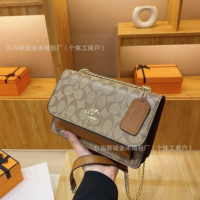 Bolsa C Bolso cuadrado de venta caliente transfronterizo de moda y versátil tofu Comercio exterior bolso de cadena caliente bolso de mujer de alta calidad bolso bandolera