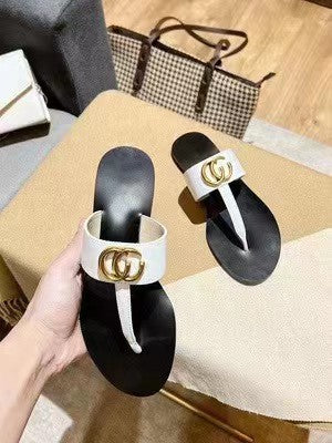 2023 Nuevas zapatillas de comercio exterior europeas y americanas Zapatillas planas de mujer Zapatillas de mujer Casual versátil de dedos abiertos, sandalias V