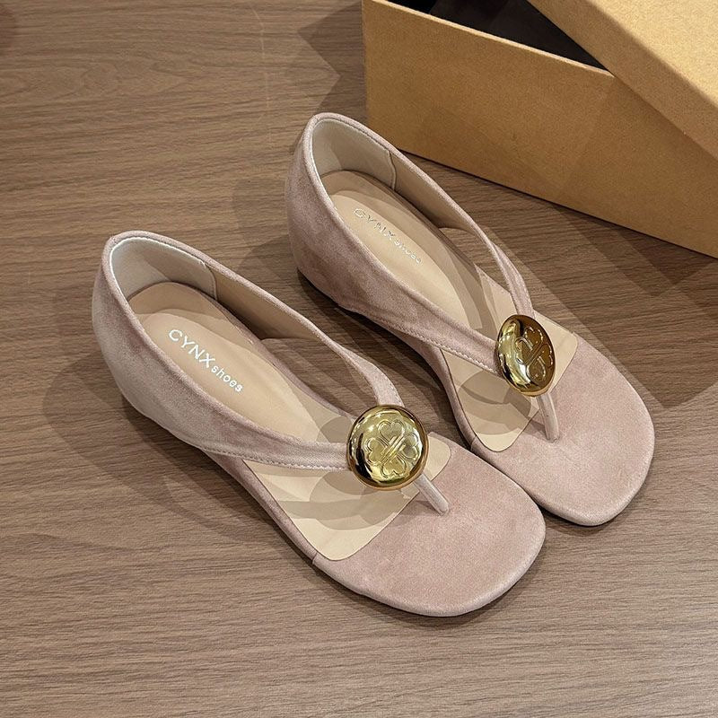 Sandalias francesas vintage de hebilla metálica con pinza para mujer, nuevas sandalias casuales diligentes y que aumentan la altura 2026