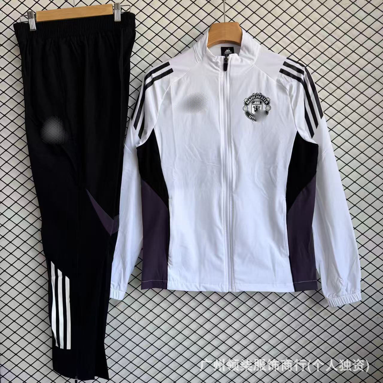 Nuevo equipamiento de fútbol, conjunto de chaquetas impermeables impermeables y de moda del Arsenal para entrenamiento español