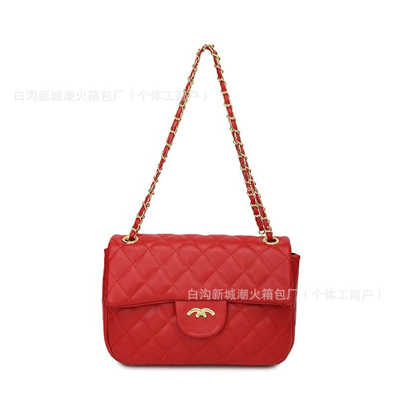 Bolso pequeño cuadrado de cadena de diamantes estilo Chanel para mujer, nuevo bolso cruzado de estilo Chanel de estilo cruzado de un solo hombro 2025 de estilo transfronterizo