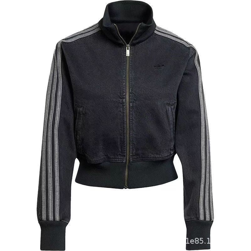 Kurze Jeansjacke für Damen mit Stehkragen
