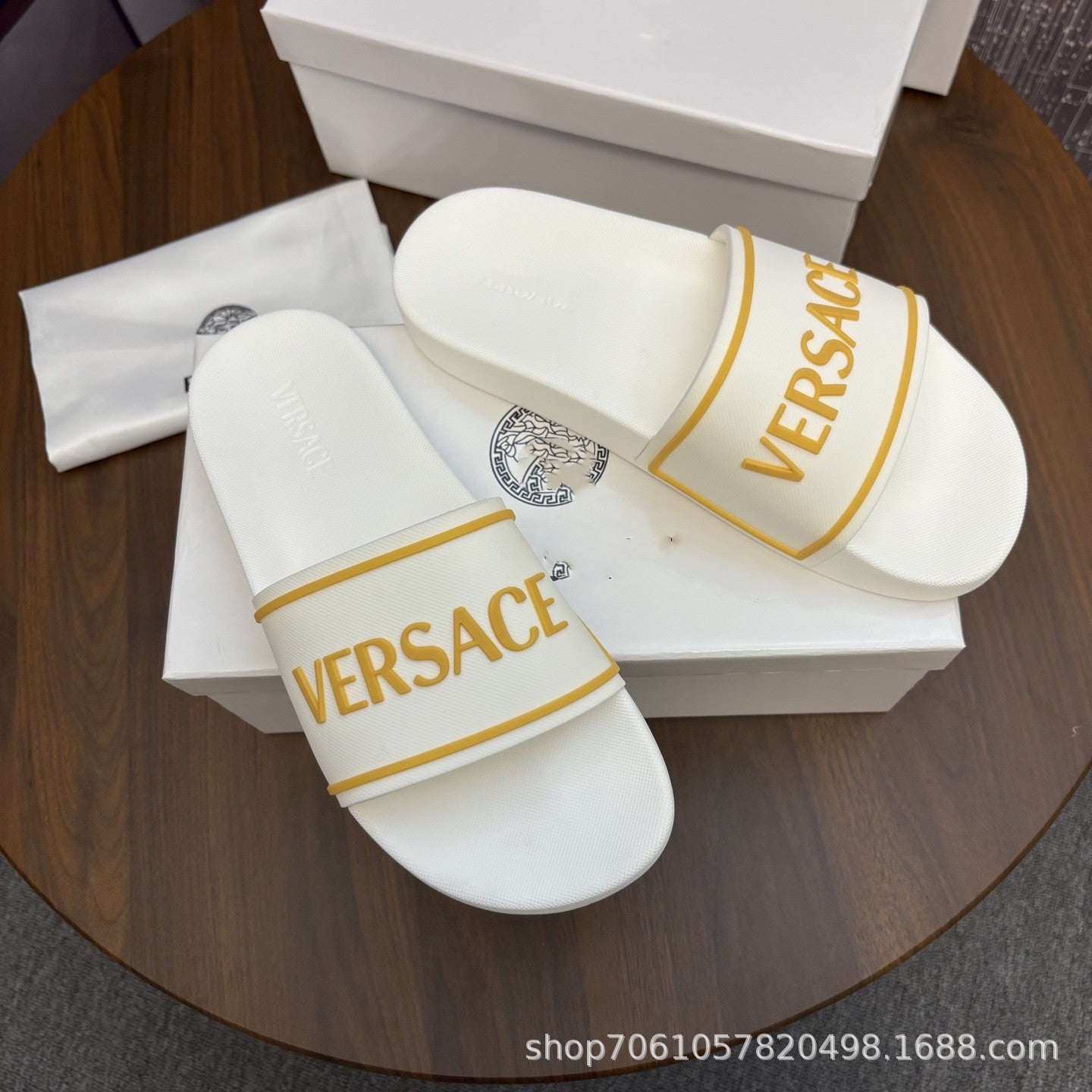 Sandalias Versace Playa Hombre Metálicas