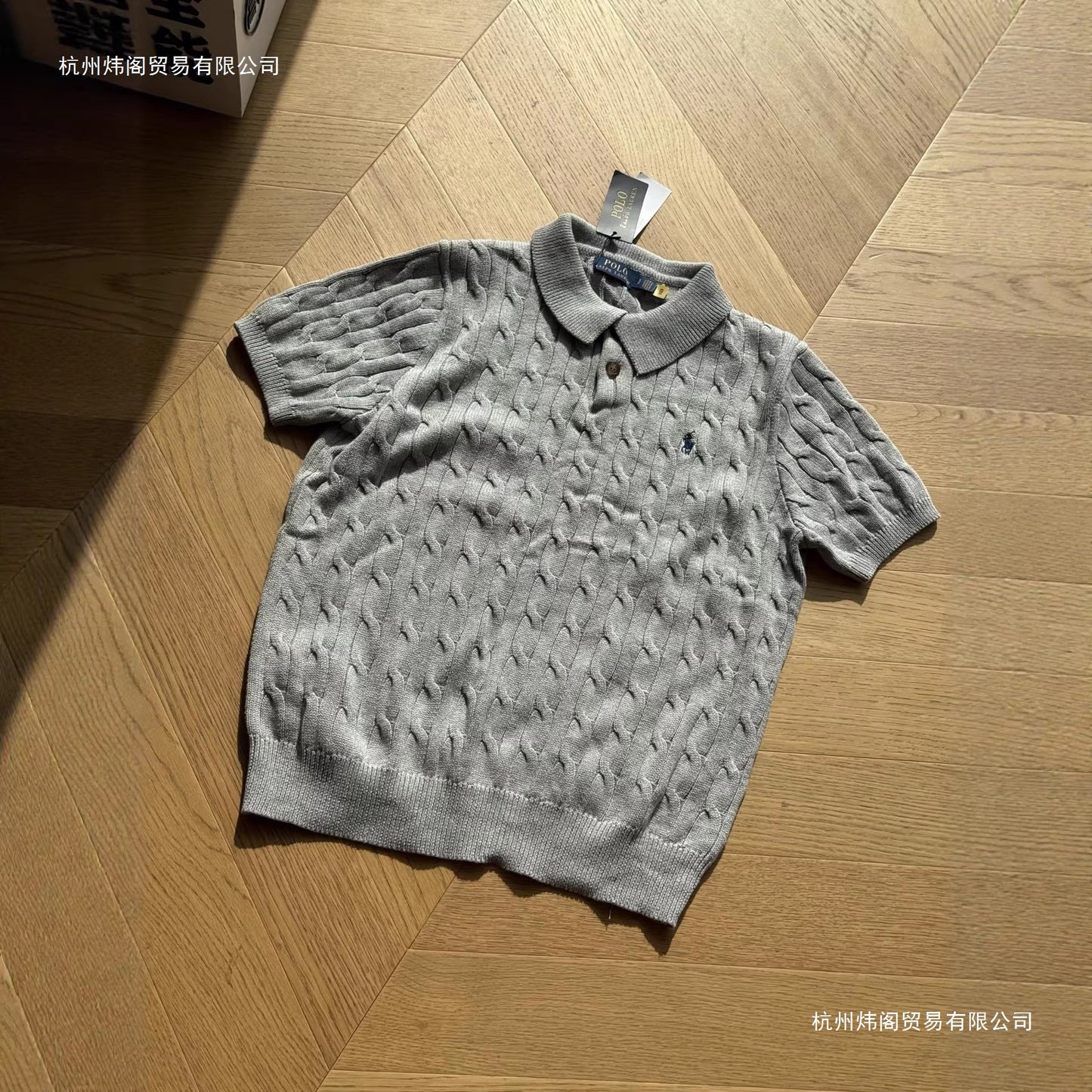 L Polo de manga corta bordado de punto trenzado y en todo rugoso para hombres y mujeres, verano, talla 48, 100, 90 piezas, 05-05-2026