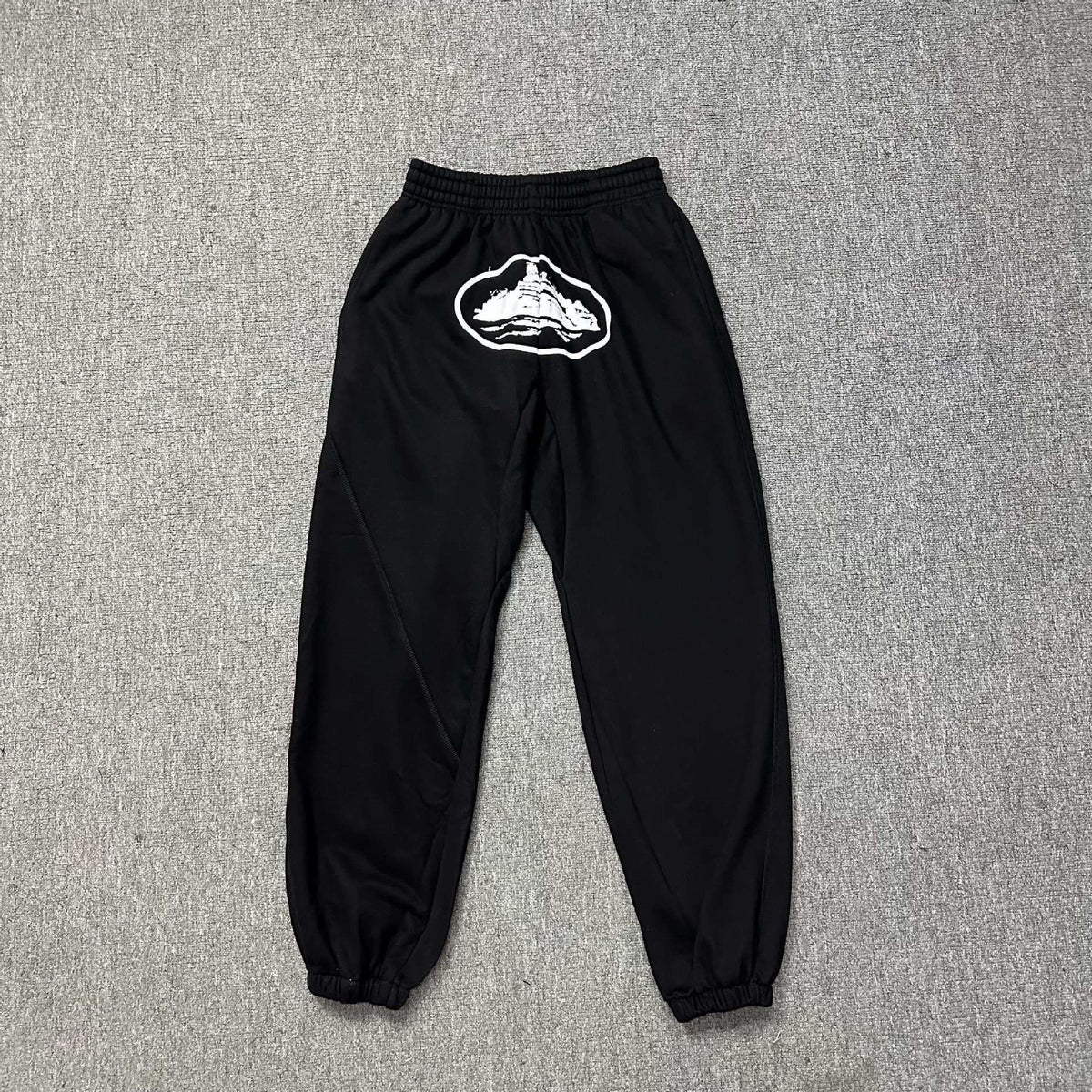 New 2025 cross-border set with embroidered minimalist lettering, high-street fashion loose cardigan, hoodie, and casual pants
