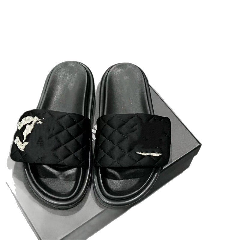 Zapatillas acolchadas con botones de diamante para mujer, sandalias casuales de manga cruzada de punta redonda primavera/verano de suela gruesa, versátiles antideslizantes y cómodas para los pies
