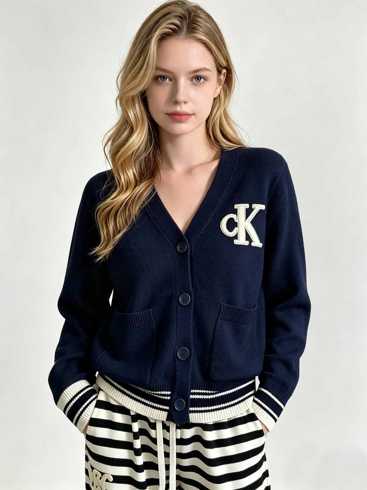 Cardigan Ricamato a Blocchi a V CK | Autunno Inverno