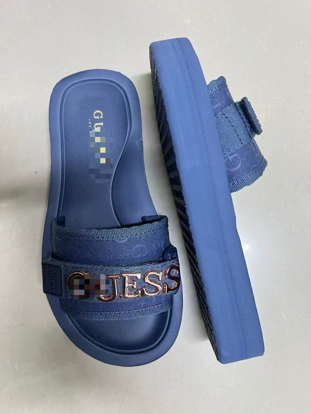 Women's Thick Sole Beach Sandals | Non-Slip Height 2026