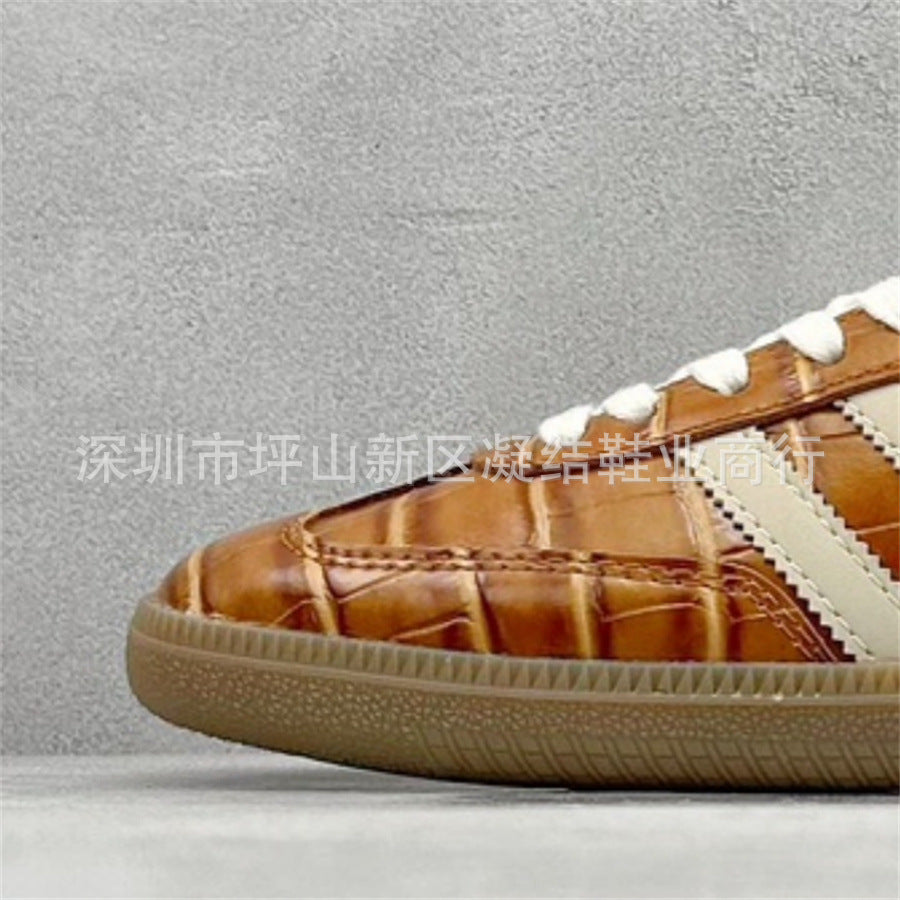 Comercio exterior de origen transfronterizo para hombres y mujeres, zapatillas de entrenamiento casuales versátiles y ligeras morales para parejas, zapatillas bajas de puntera redonda con cordones