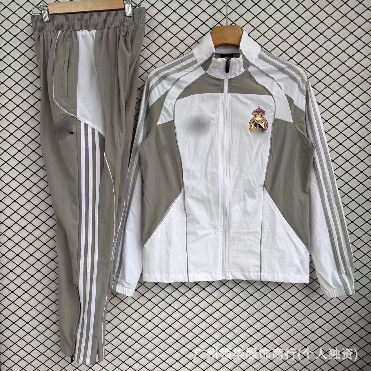 Nuevo equipamiento de fútbol, conjunto de chaquetas impermeables impermeables y de moda del Arsenal para entrenamiento español