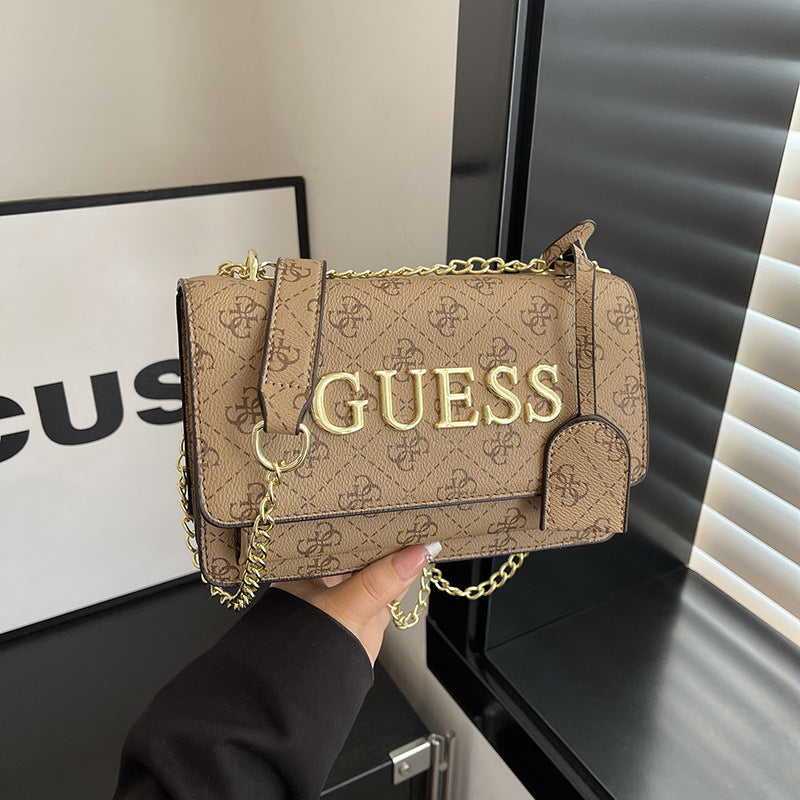Bolso de mujer vendido de alta calidad Ligero de lujo versátil Bolso de hombro de diseño nicho Bolso de brazo con estampado de letras Bolso de hombro de moda