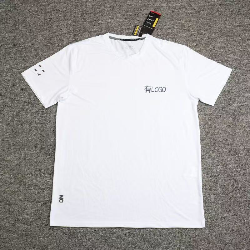 Exportación de marca en stock a Europa, América, Japón, Taiwán, camiseta casual de secado rápido de seda de hielo y manga corta, estilo de verano para hombres