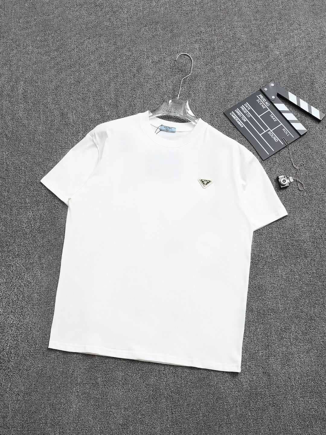 T-shirt Triangles métalliques | Casual été