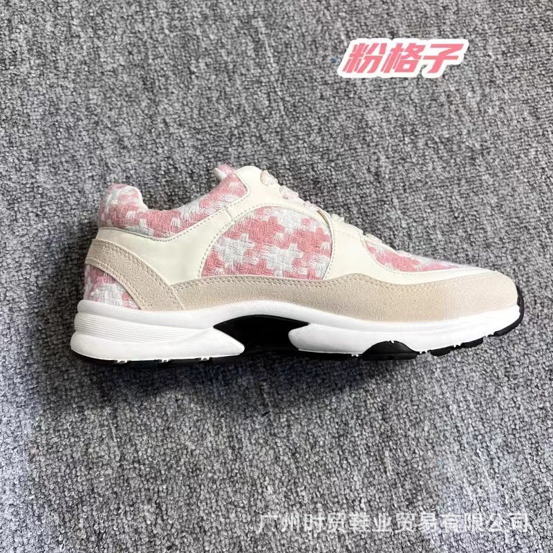 Zapatillas de suela gruesa con pequeñas fragancias, zapatillas de papá, zapatillas casuales de cuero suave para mujer, zapatillas de correr nuevas para mujer 2023