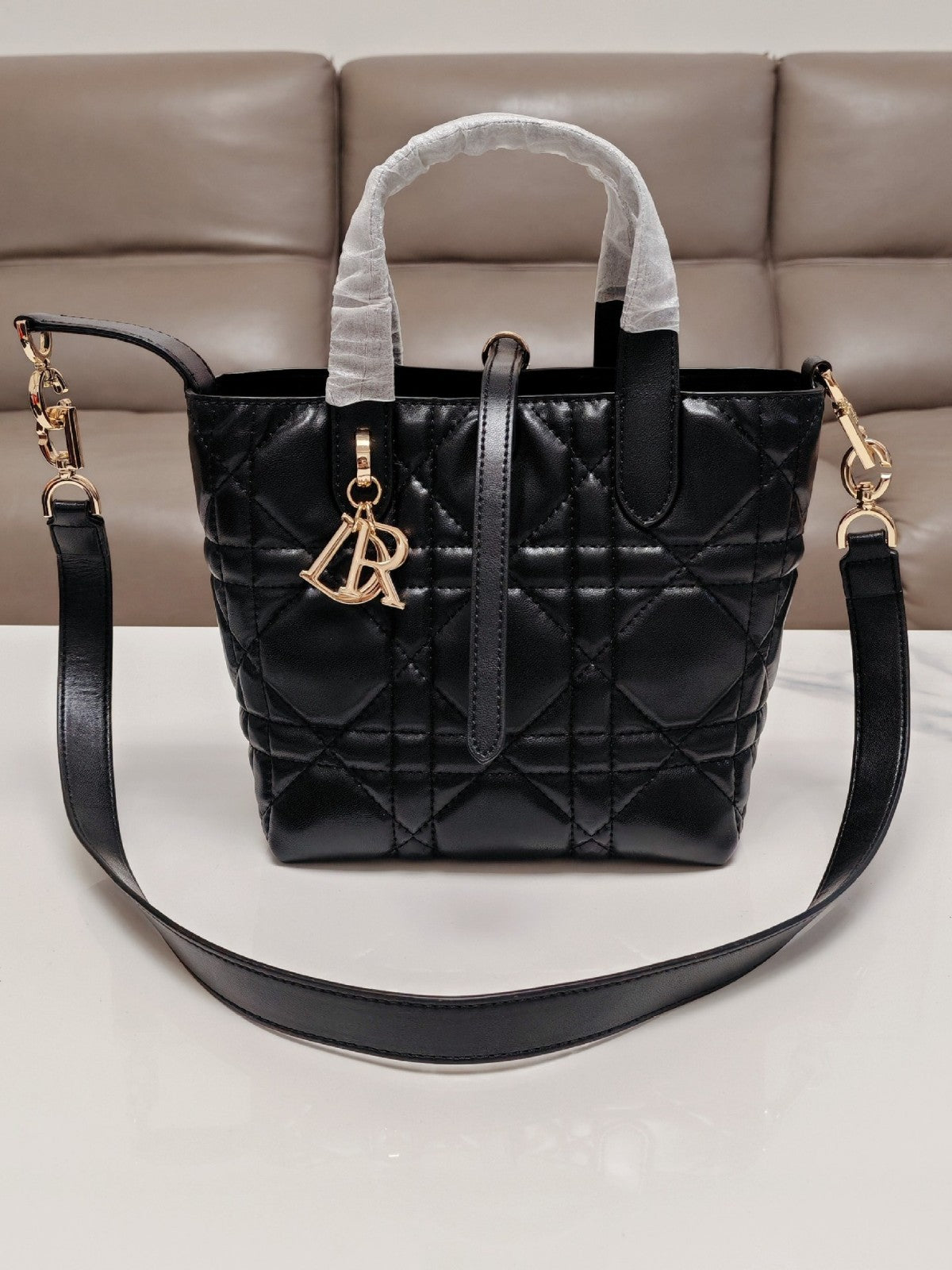D 2026 Bucket Bag | Quilted Shoulder | No Box