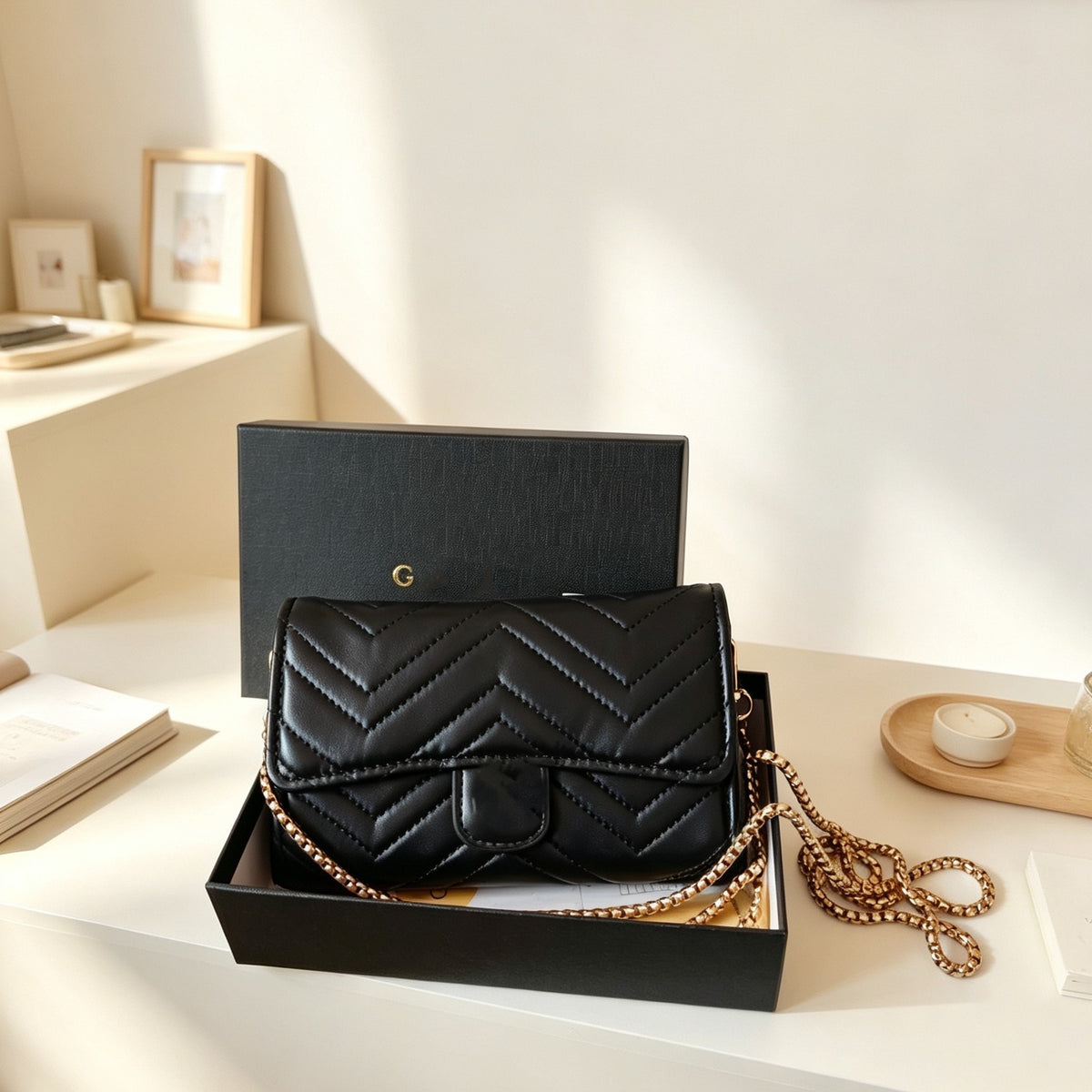 Women's Vintage Quilted Chain Bag | With Box