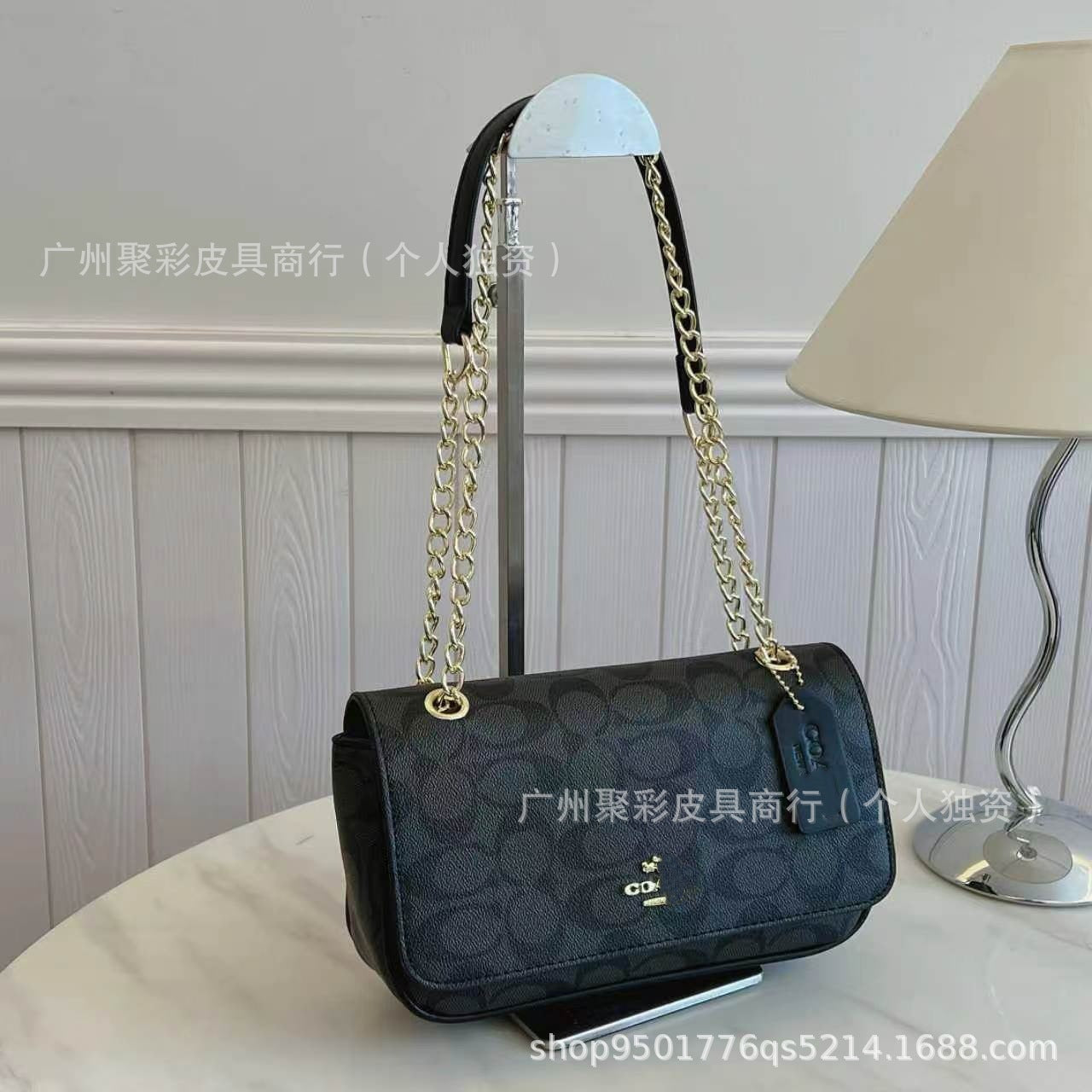 Bolso Coach Cuadrado Pequeño  | LuxuryMarkt