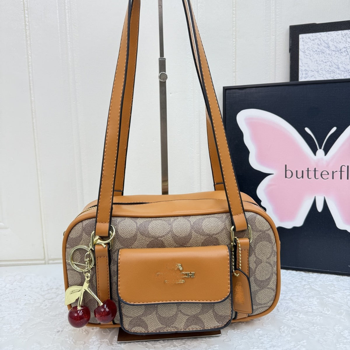 Elegant Women's Shoulder Bag | Fashionable Wide-Strap Crossbody for Commuting | No Box