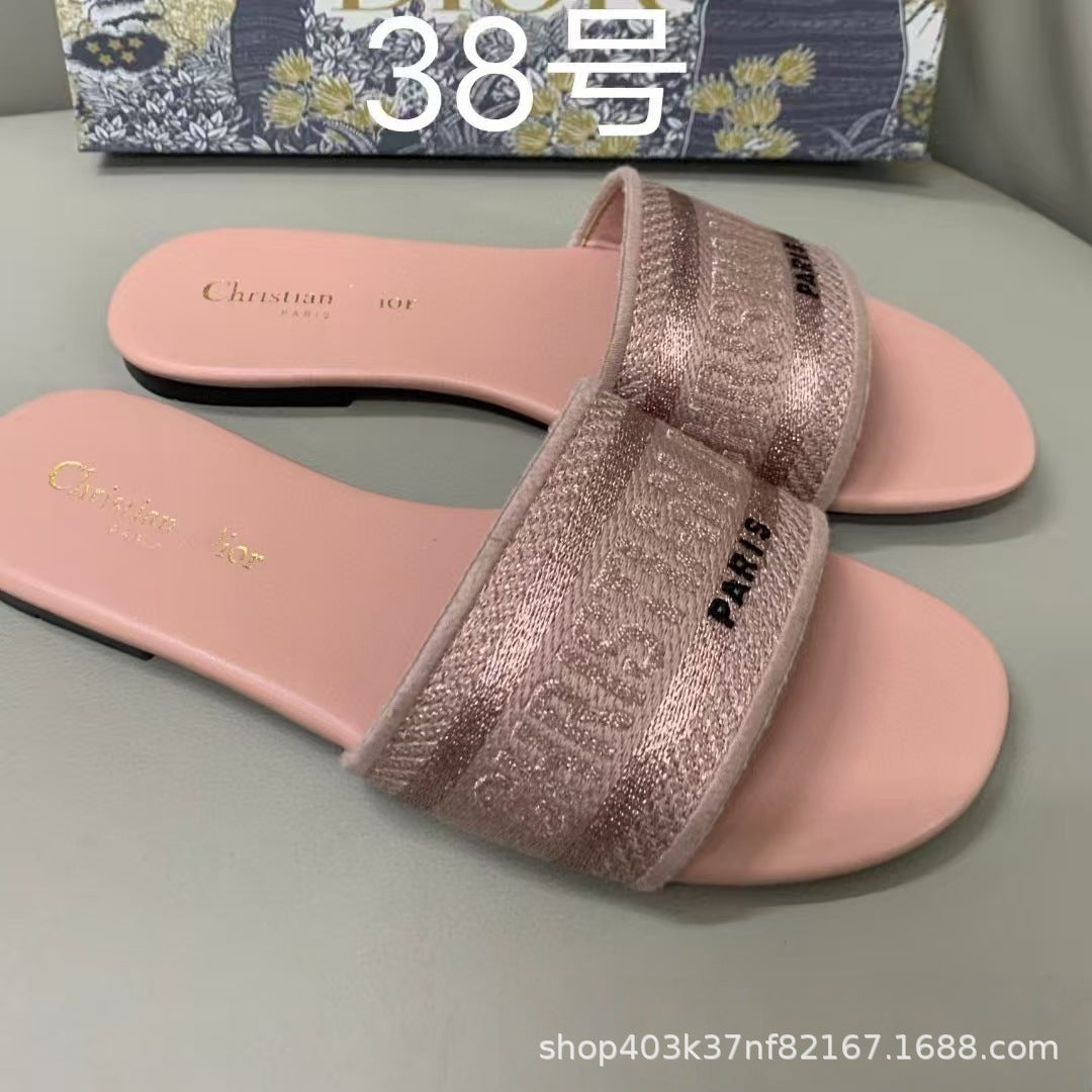 Zapatillas de alta calidad marca D, tallas 1-48, bordados jacquard, zapatillas planas clásicas casuales de playa para mujer
