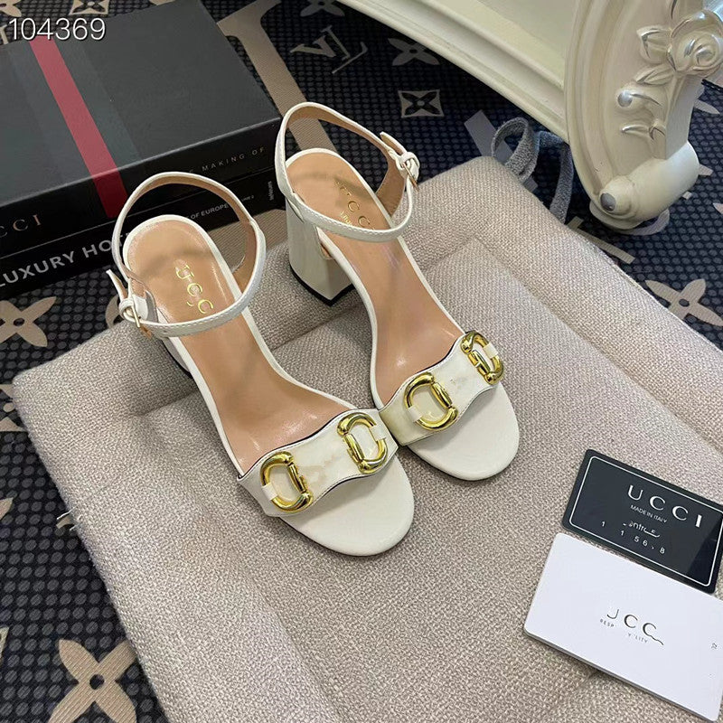 Nuevas sandalias versátiles de tacón grueso y de tacón G Brand Brand 2023, zapatillas negras de tacón alto planas y punta abierta