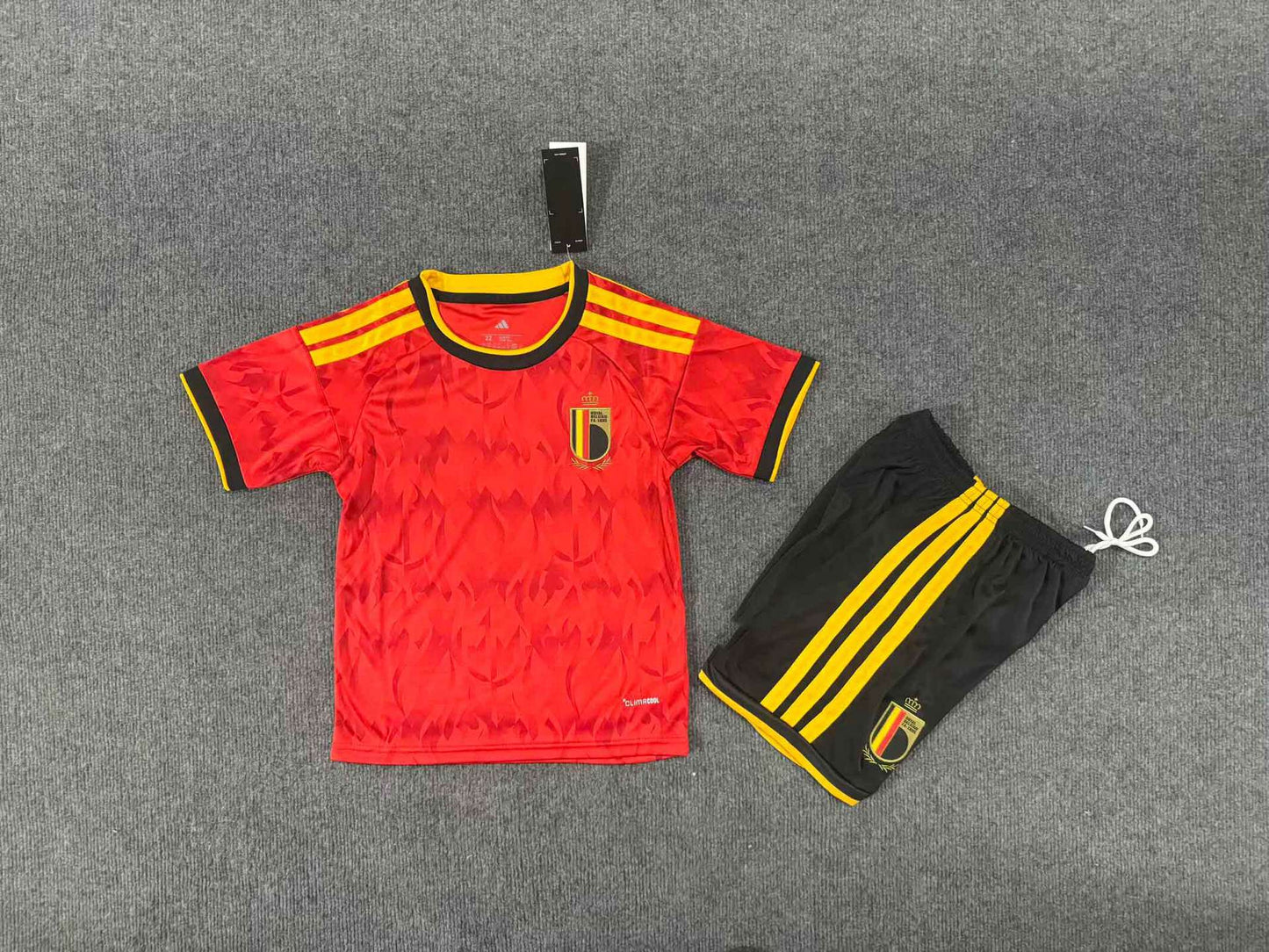 Set de camisetas de fútbol infantil de la Copa del Mundo 2627 para Brasil, Portugal, Italia, Alemania y Japón Conjunto al por mayor y personalizado