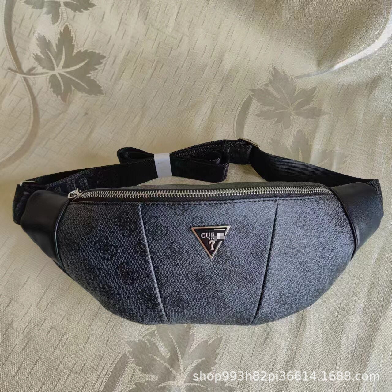 Riñonera Pequeña Hombre |  LuxuryMarkt