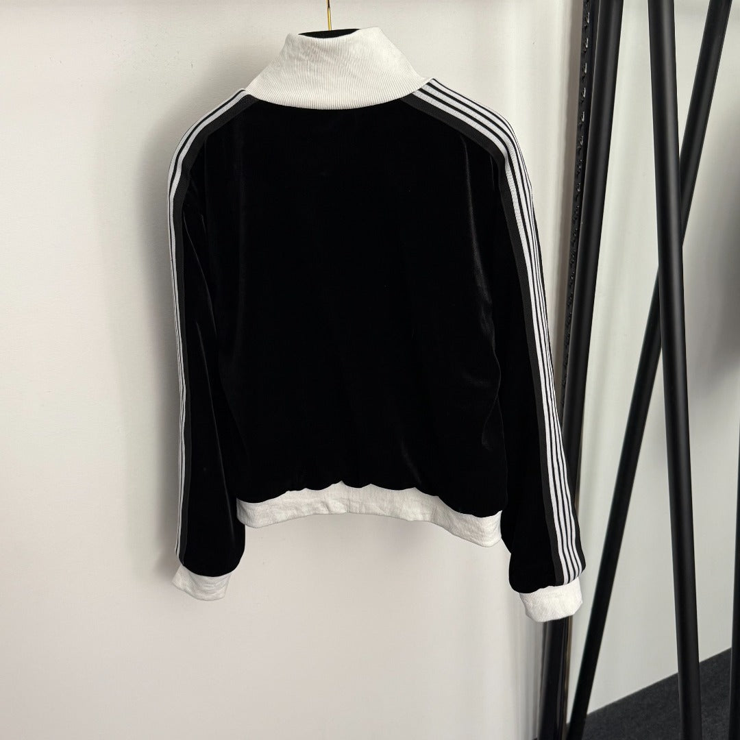 Conjunto Deportivo Mujer MM | Terciopelo Bordado