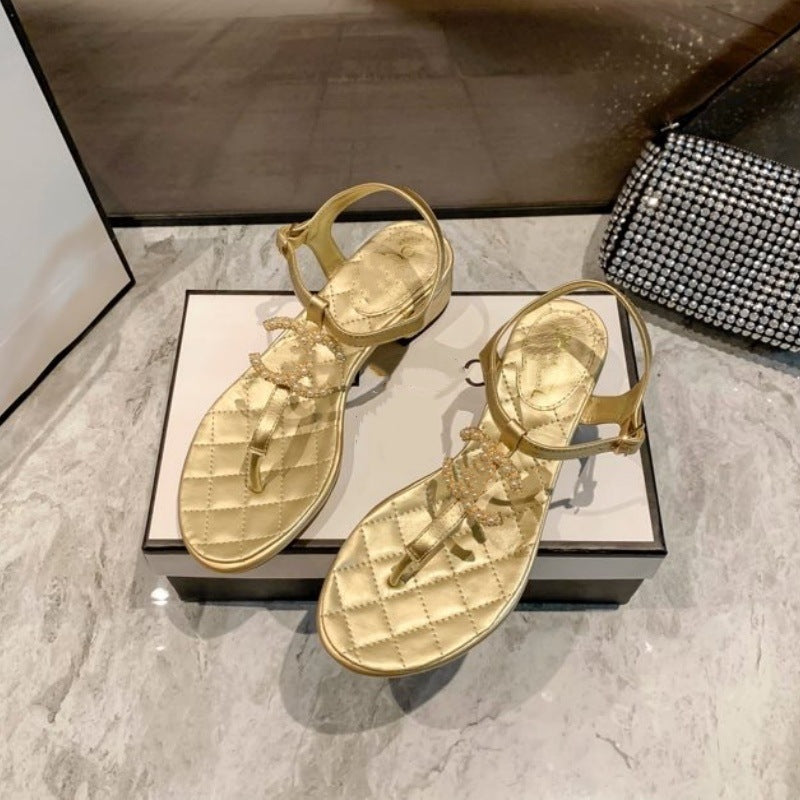Sandalias Planas Mujer Hebilla Letra C | Cuero | Primavera Verano