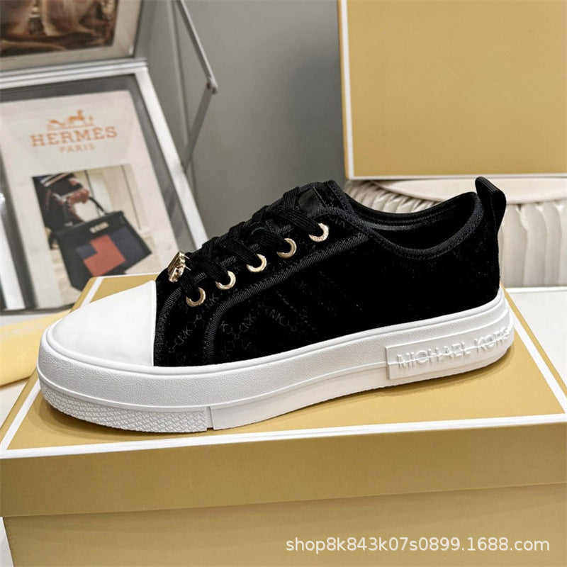 2024MK moda nuevas zapatillas blancas de mujer, piel de becerro, hebilla metálica con cordones, zapatillas de escalada, tendencia zapatillas de correr