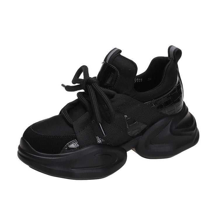 Zapatos de papá para mujer 2025 nueva plataforma de magdalenas de primavera con mayor altura dentro de zapatos de mujer, zapatillas informales y zapatos blancos