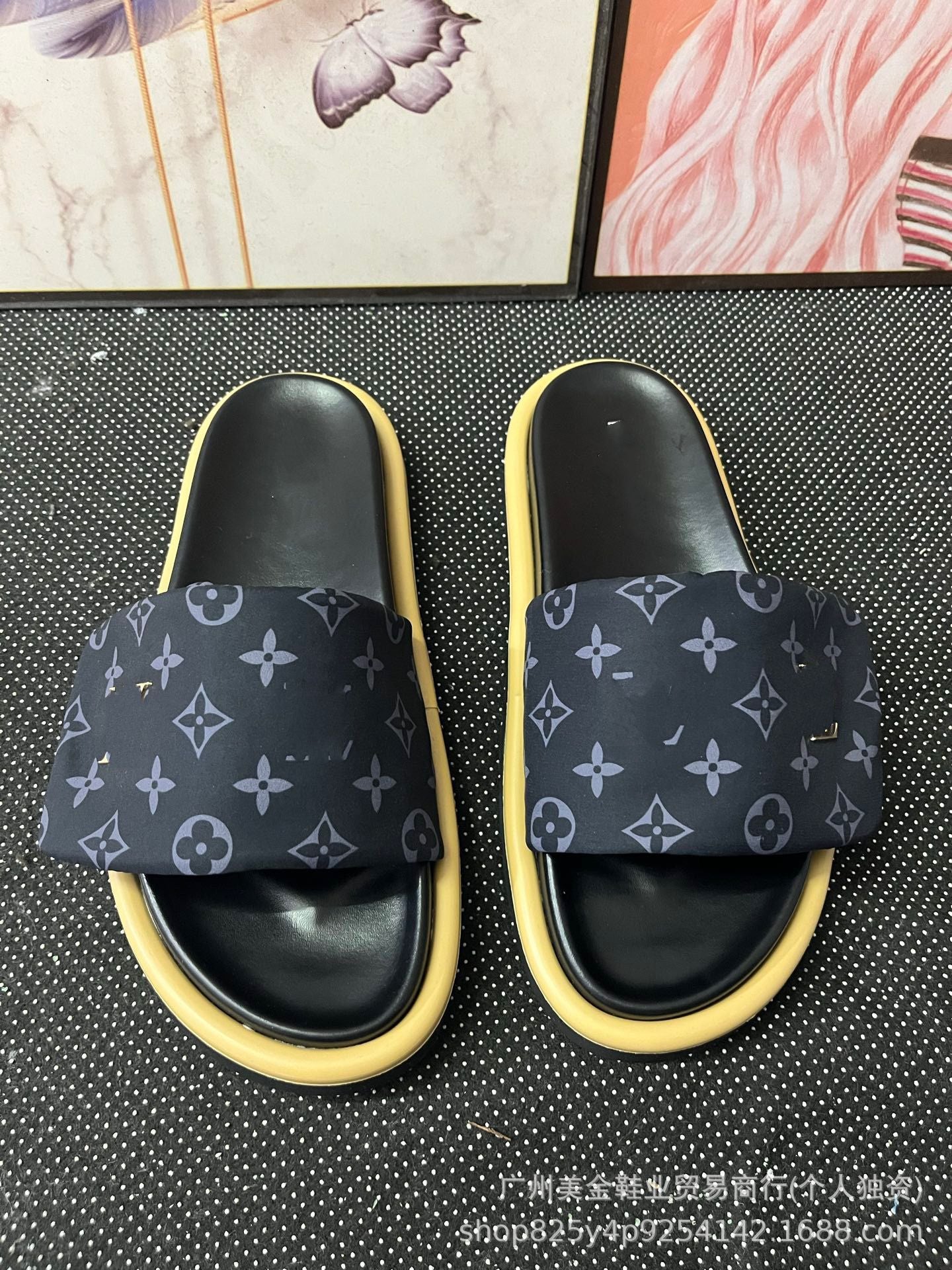 Zapatillas de Velcro de suela gruesa Donkey Home para mujer, 2025 Nuevas zapatillas antideslizantes de denim con letras antideslizantes para exportación
