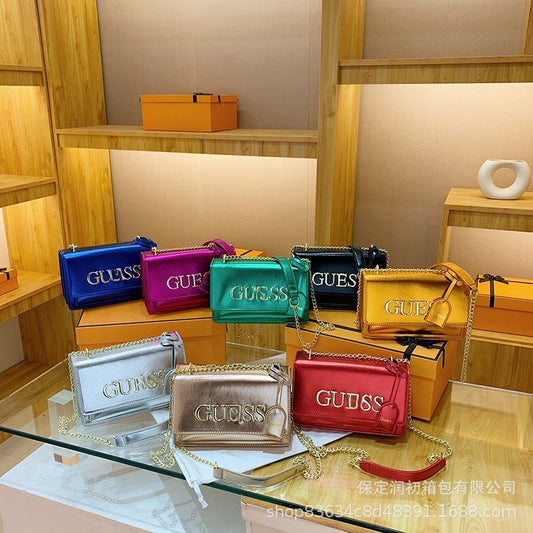 Bolsa pequeña cuadrada de charol vintage europea y americana GS para mujer, nueva bolsa cruzada de moda transfronteriza de moda para el transporte diario versátil con un solo hombro y un solo hombro