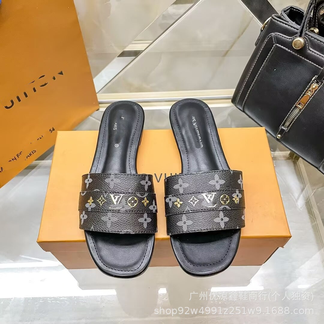 Sandalias Planas Monogram Mujer | Punta Descubierta | Verano 2026