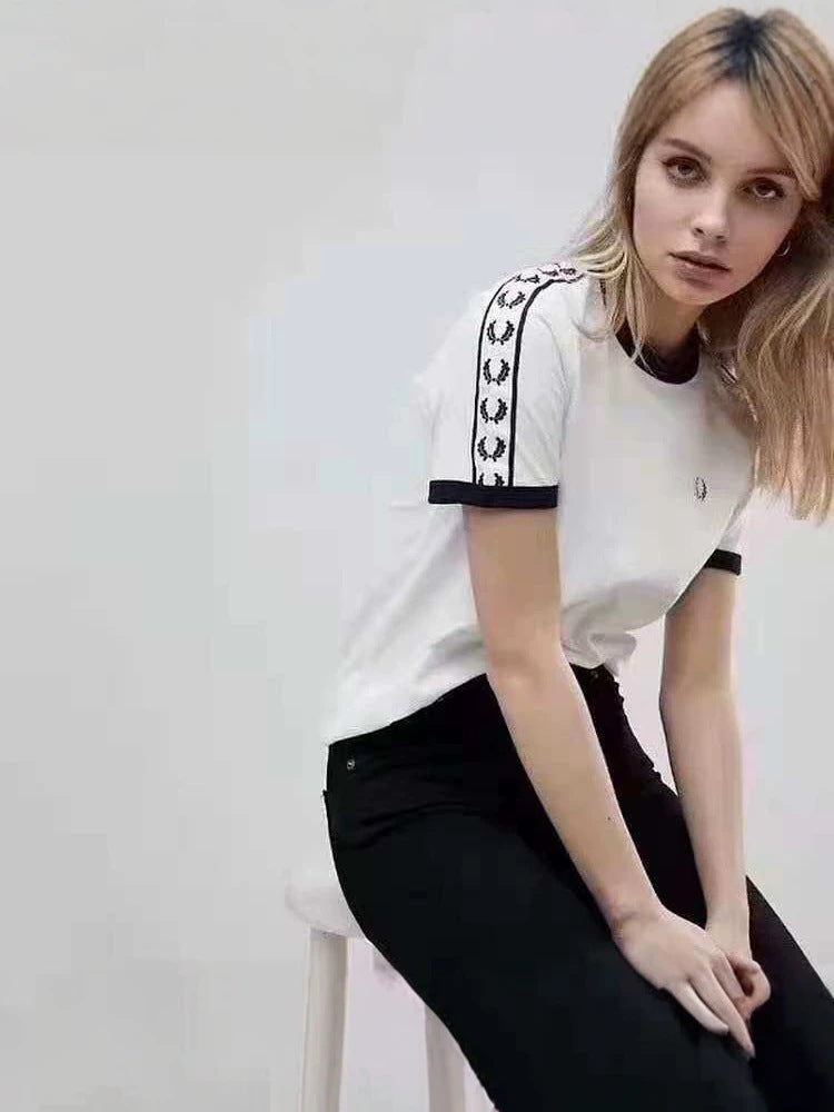 FP Pai Rui Mai Sui camiseta de moda unisex blanca de talla grande y casual de manga corta con tirantes en los hombros