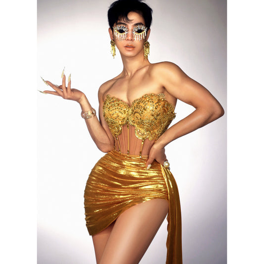 Popular conjunto dorado transparente sin tirantes + falda corta drapeada de la Estación Independiente de Comercio Exterior, vestido de fiesta elegante y picante