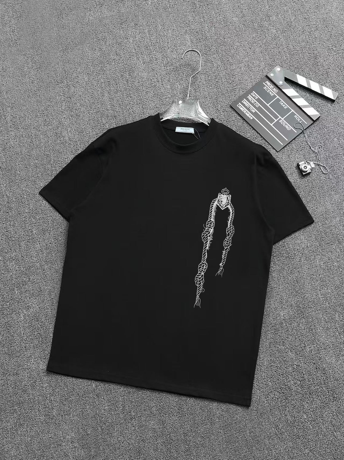 T-shirt Triangles métalliques | Casual été
