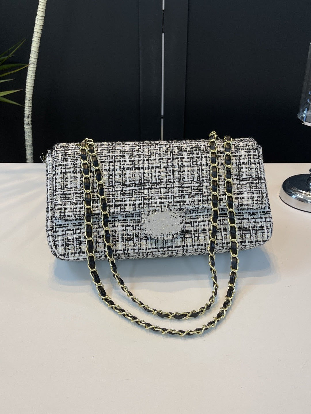 Women's Lightweight Luxury Shoulder Bag | Fashionable Elegant Crossbody Bag for Foreign Trade | Without Box