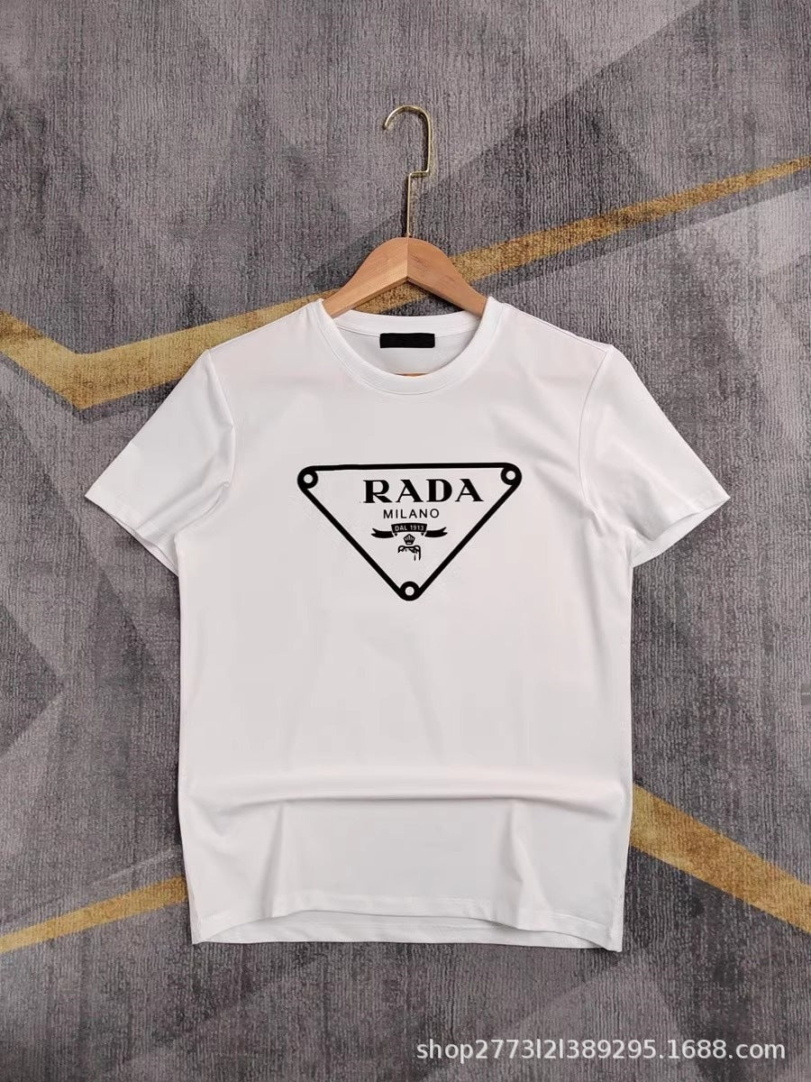 Camiseta informal informal de cuello redondo y suelta de cuello redondo con estampado de letras a la moda, camiseta versátil a juego para pareja