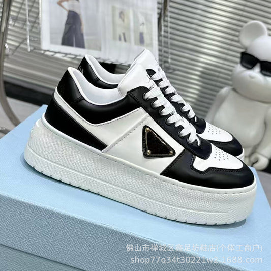 Zapatillas P Blancas Unisex 2026 | Plataforma Casual