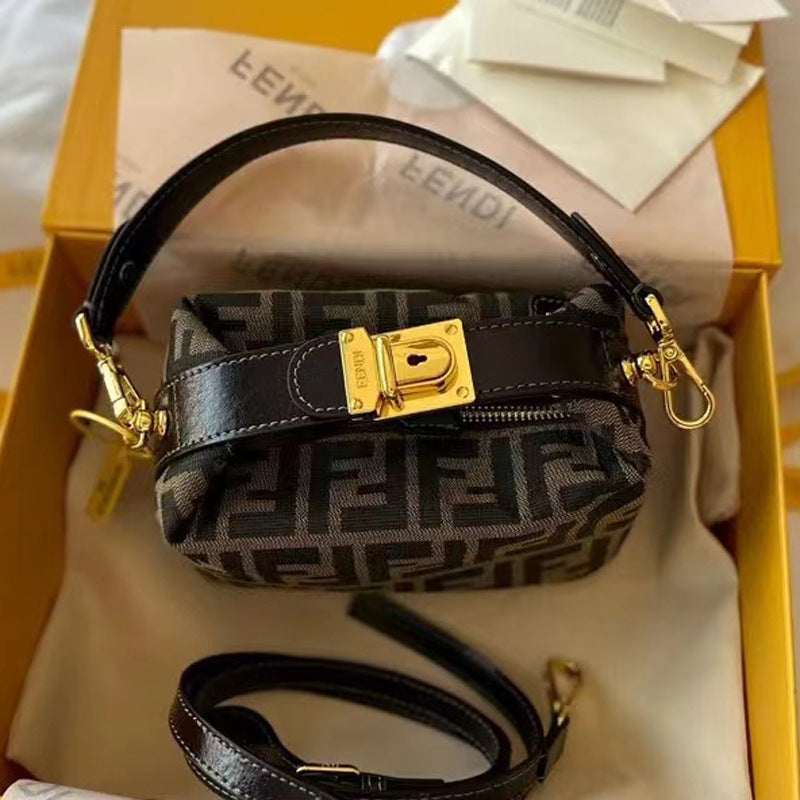 Bolsa de fiambrera FF, bolsa clásica vintage para fiambrera, nueva mini pequeña bolsa 2025, bandolera vintage de mano para llevar cruzada