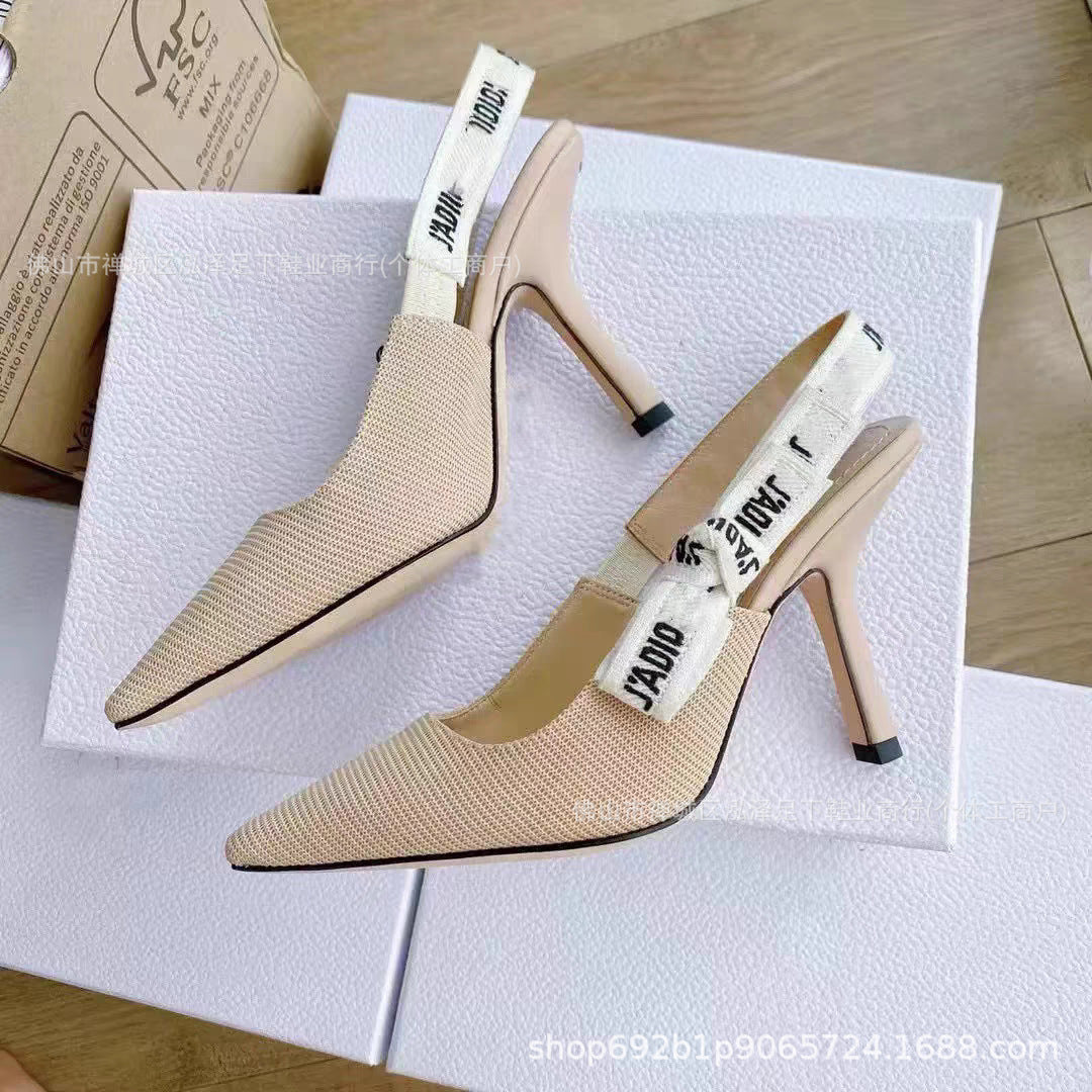 Primavera y otoño 2026 Nuevos tacones altos Zapatos familiares D Lazos de letras bordados Sandalias de cuero genuino Tacones de gato Tacones de aguja para mujer