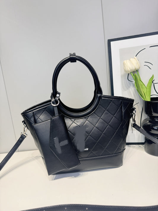 2024 Nuevo bolso de traje cruzado para mujeres de alta calidad y moderno y de alta calidad y de moda