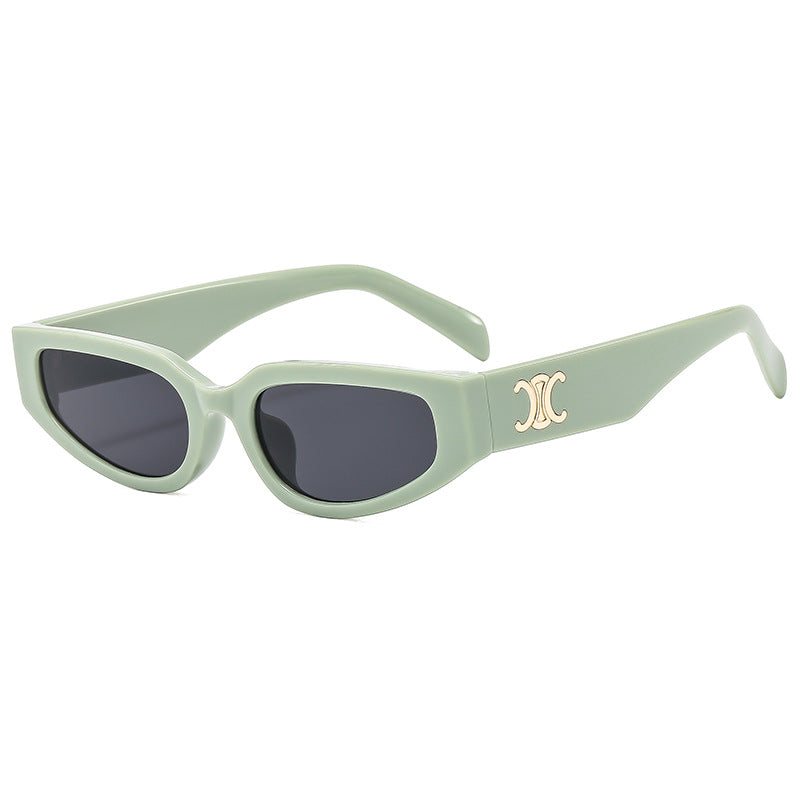 2025 Nueva gafas de sol de montura pequeña de alta gama de INS Fashion para mujer, gafas de sol de moda de ojo de gato para hombres, ventas directas transfronterizas desde Europa y América